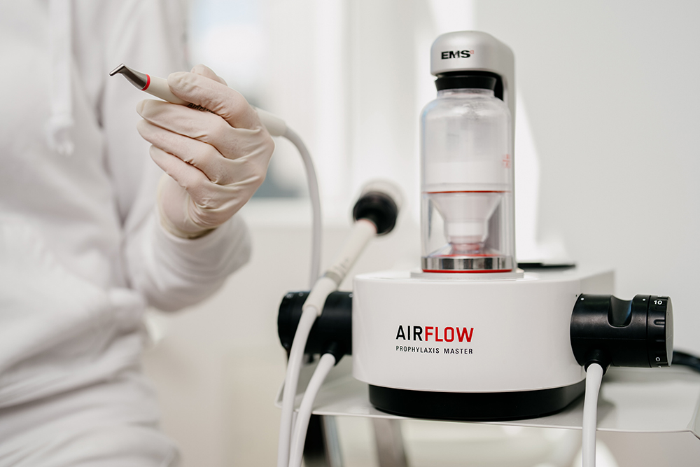 zahnarzt-muenchen-bogenhausen-arrabelladent-airflow zahnarzt-muenchen-bogenhausen-arrabelladent- airflow
